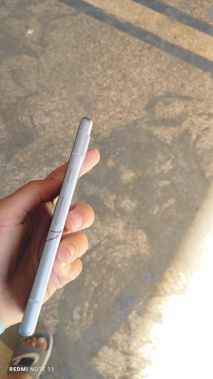 Google Pixel 7a 2