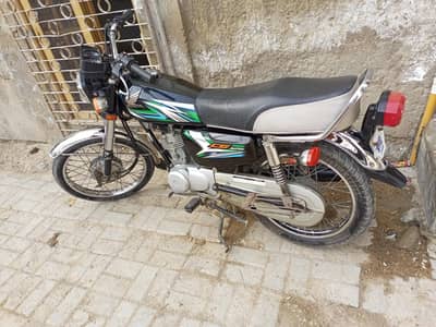 Honda CG 125 2023 model