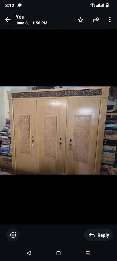 bedroom set good condition
