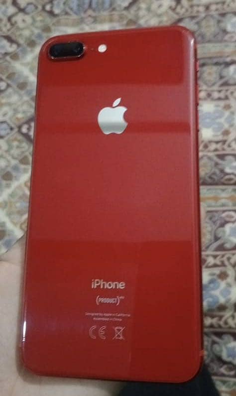 Apple iPhone 8 Plus 1