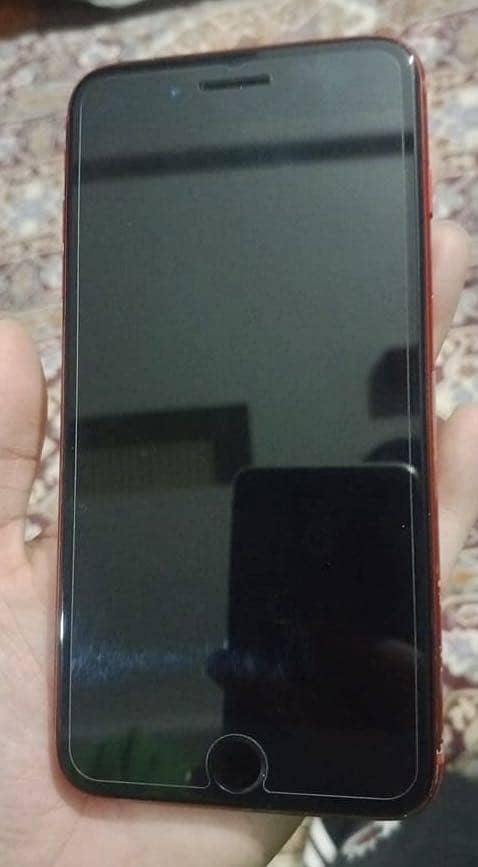 Apple iPhone 8 Plus 3
