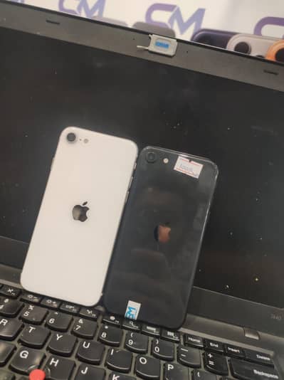 Apple iPhone SE