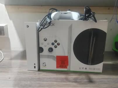 x box series S 512 gb white. Good for gta 6