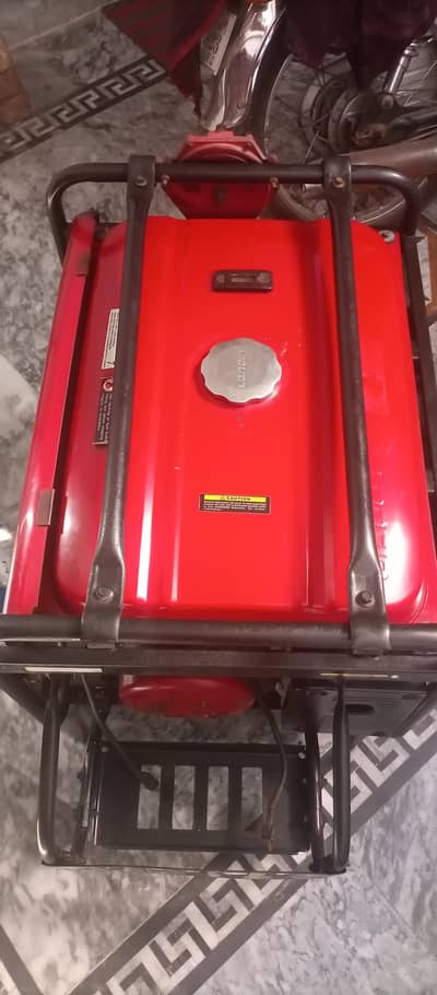 good condition generator 6'5' kva