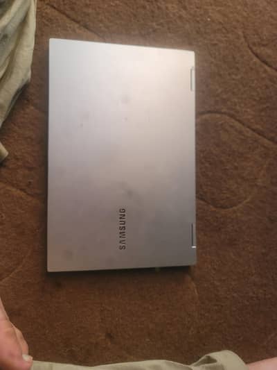 Samsung Liptop condition 10/10