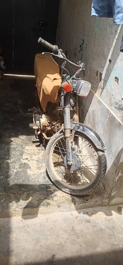 bike 70cc 2003 model star all ok all document complete