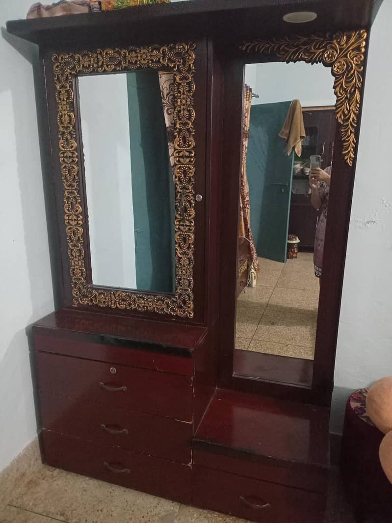 dressing table 1