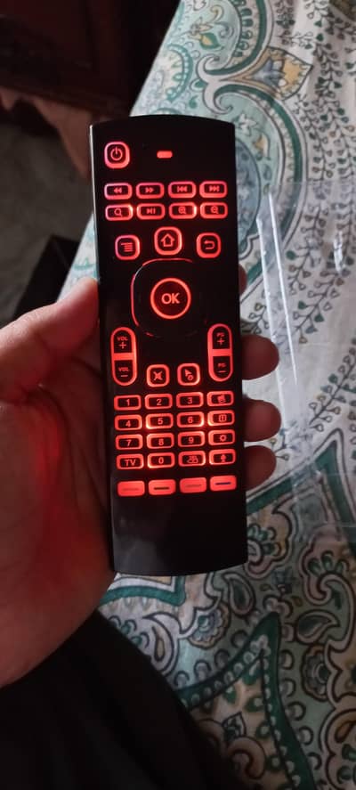 Air mouse remote with keyboard
