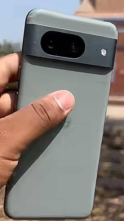 Google pixel 8