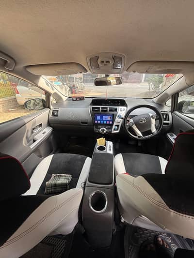 Toyota Prius Alpha 2013 7 Seater