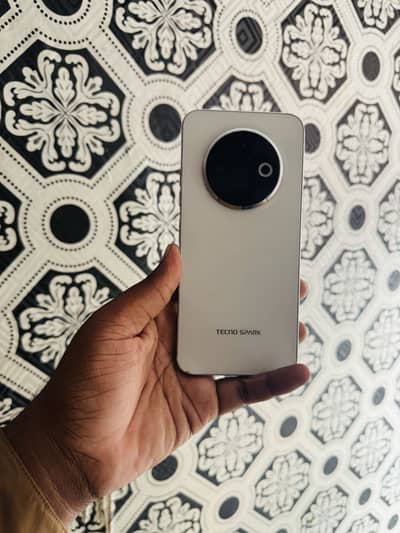Tecno SPARK 30C