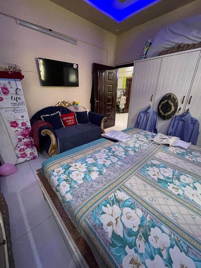 400 Sq. Yards | 4 Bed DD | Second Floor | Separate Meters | No Water Issue | No Load Shedding | 24/7 Security & Guards | Prime Location of Gulistan-e-Johar.