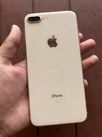 iPhone 8 Plus