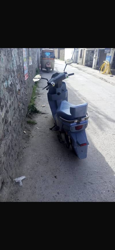 Luyuan Electric Scooty For Sale
