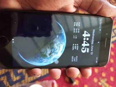 Apple iPhone 8