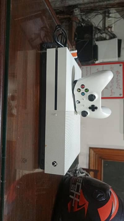 Xbox One S 1 TB