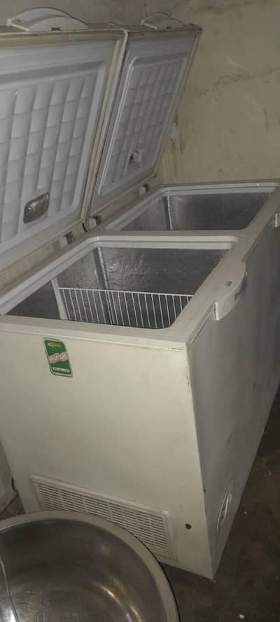 Two door freezer Available For Sale Good condition All Ok