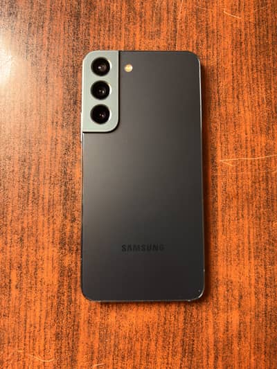 Samsung Mobile S22