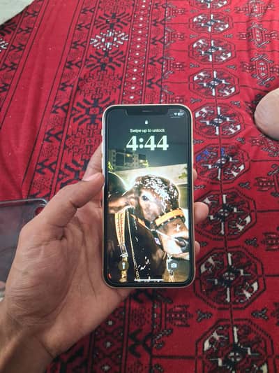 Apple iPhone XR