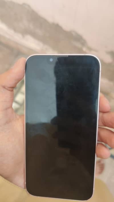 Apple iPhone 13