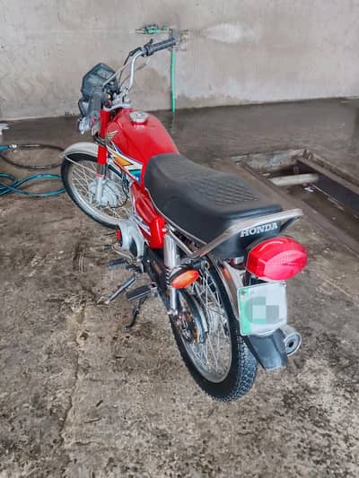 125 hai road prince ka bilkul saf 2018 model ha 03127890445i
