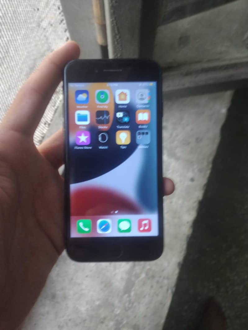 Apple iPhone 7 5