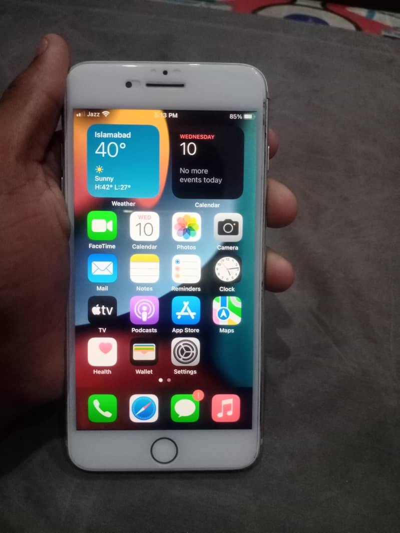 Apple iPhone 7 Plus 8