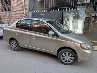 Toyota Platz 2000