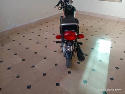 Honda black 125 CG black