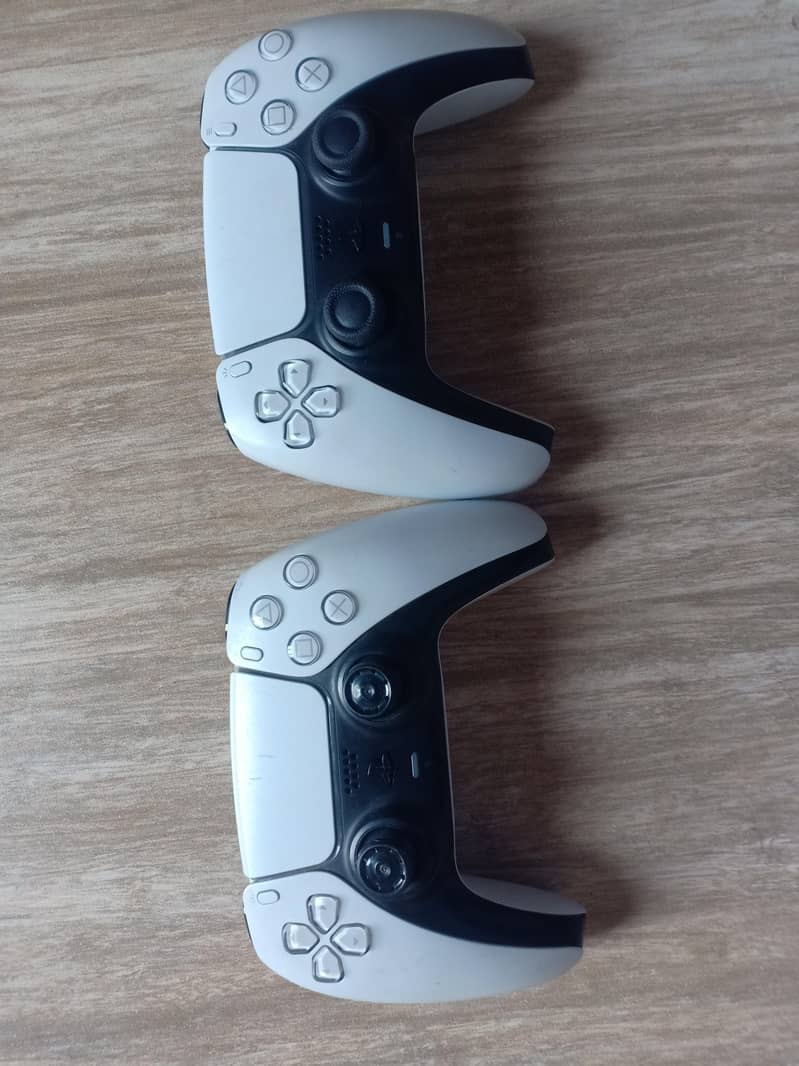 ps5 controllers 0