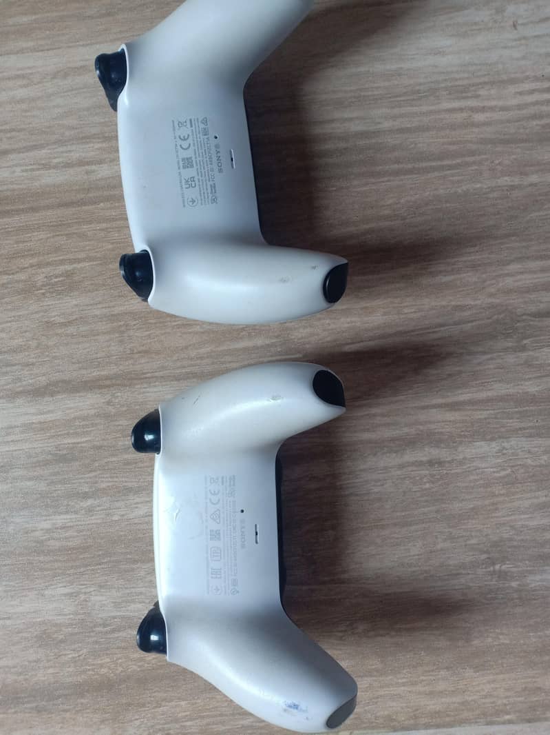 ps5 controllers 1