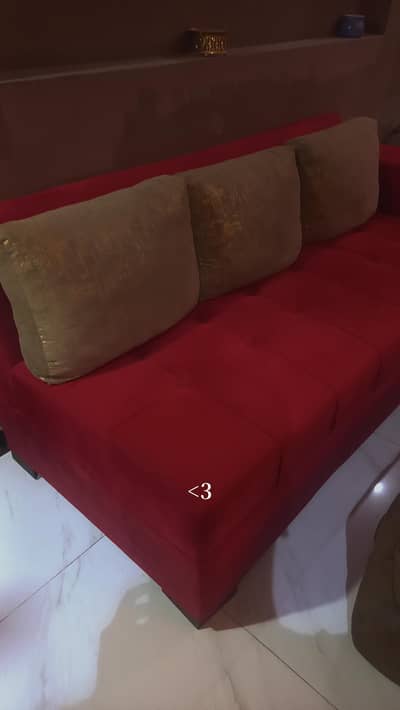 Luxury Red Velvet Sofa – Premium Look at an Amazing Price!