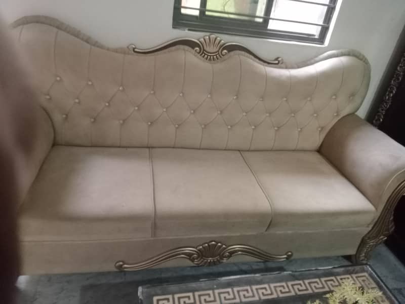 5 seaters sofa set 0