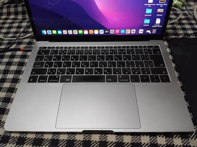 MacBook Pro 2017 (13-inch) | 16GB RAM | 512GB SSD | Mint Condition