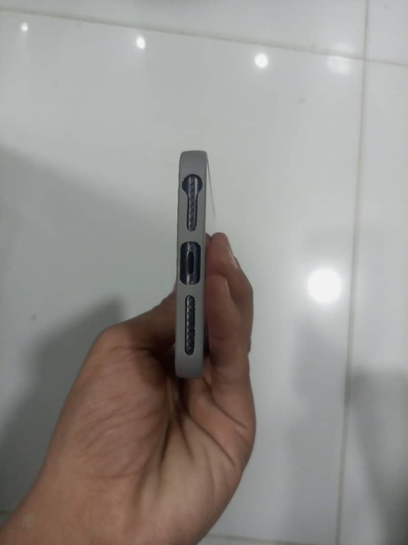 Apple iPhone 7 Plus 1