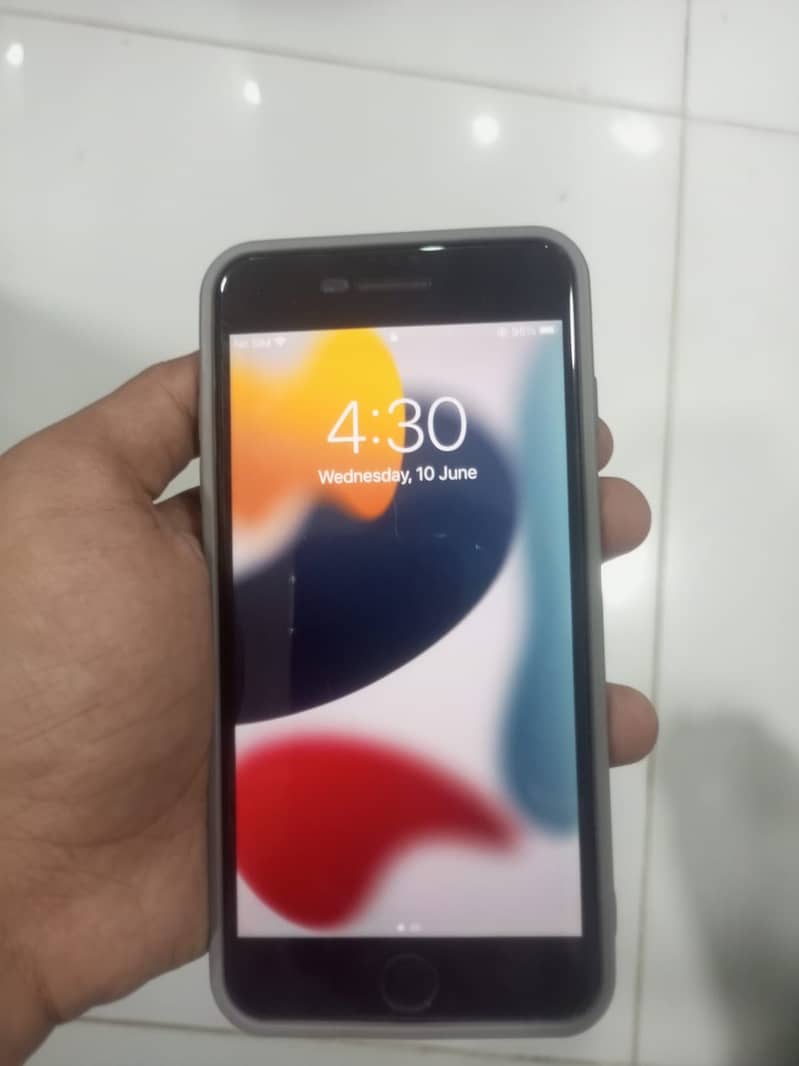 Apple iPhone 7 Plus 2