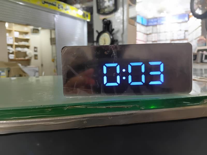 imported led table clock 0