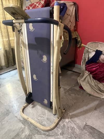 Manual treadmill