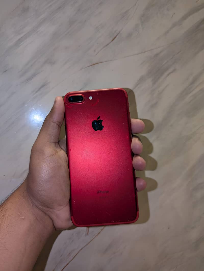 Apple iPhone 7 Plus 1