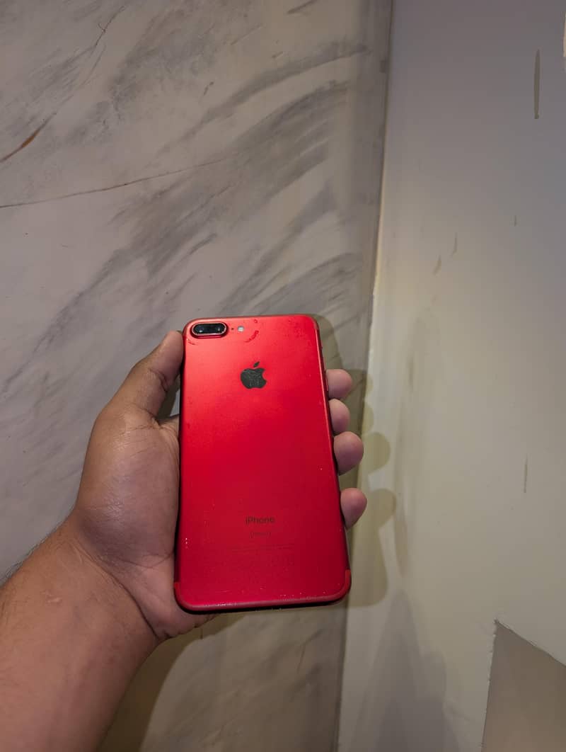 Apple iPhone 7 Plus 2