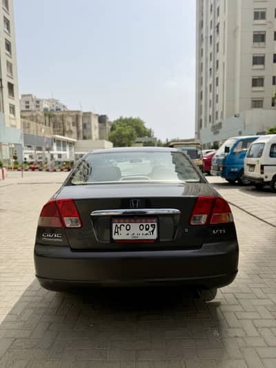 Honda Civic Prosmetic 2004