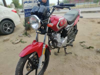 Yamaha DX 2025