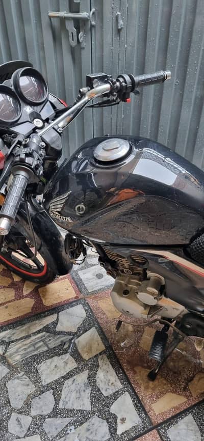honda cb 125 for 2 lakh 40 thousand