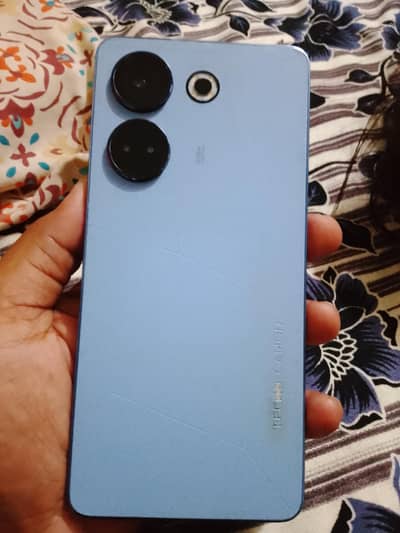 Tecno CAMON 20