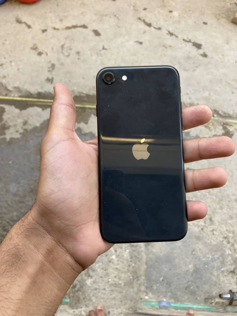 Apple iPhone SE 0