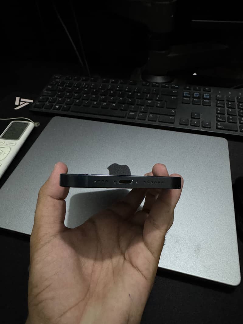 Apple iPhone 14 plus 3