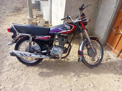 good condition 2017 k 10 month ka ma hai