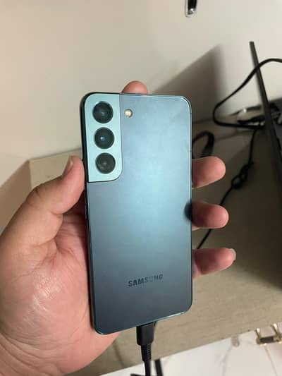 Samsung Mobile S22