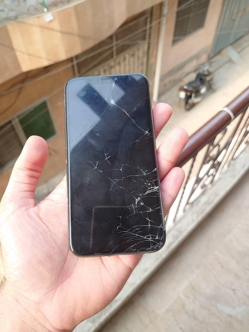 Apple iPhone X 2