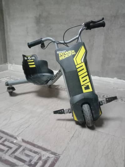 Razor PowerRider 360 electric tricycle